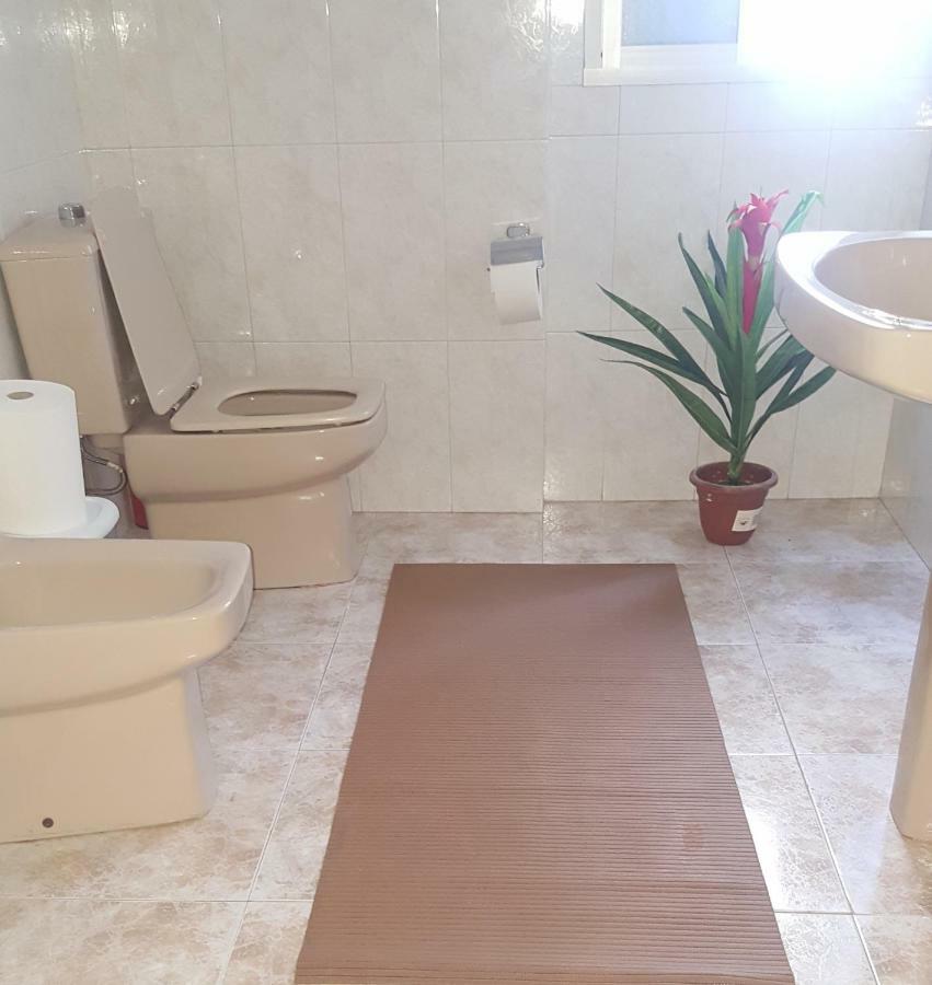 Pension Yna Holiday Малага Экстерьер фото