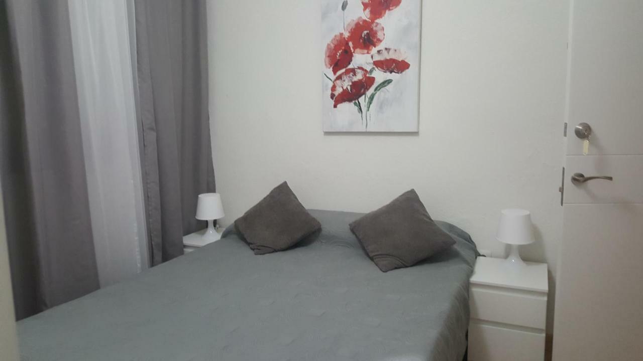 Pension Yna Holiday Малага Экстерьер фото