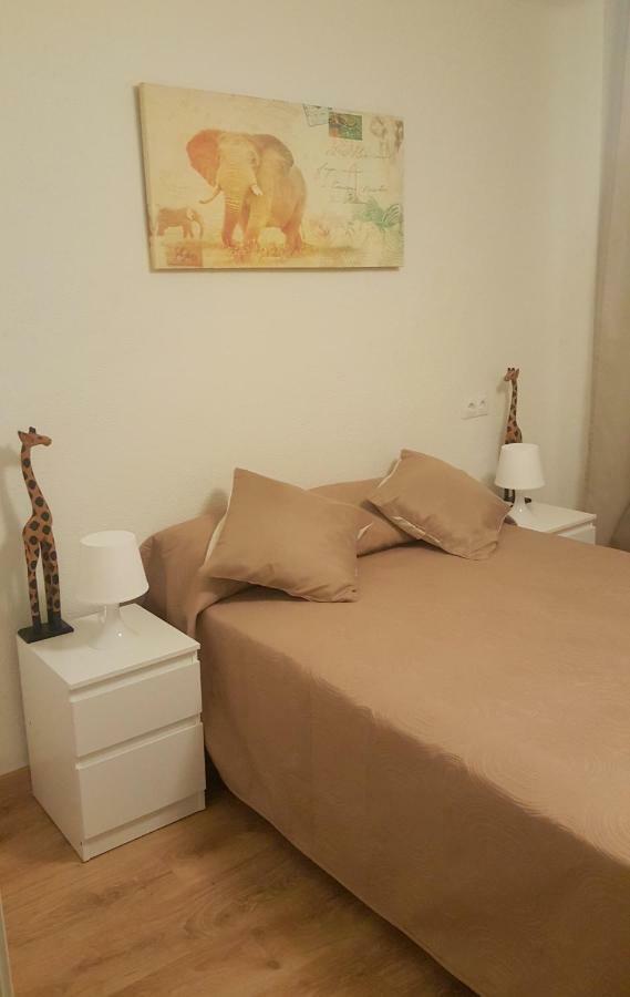 Pension Yna Holiday Малага Экстерьер фото