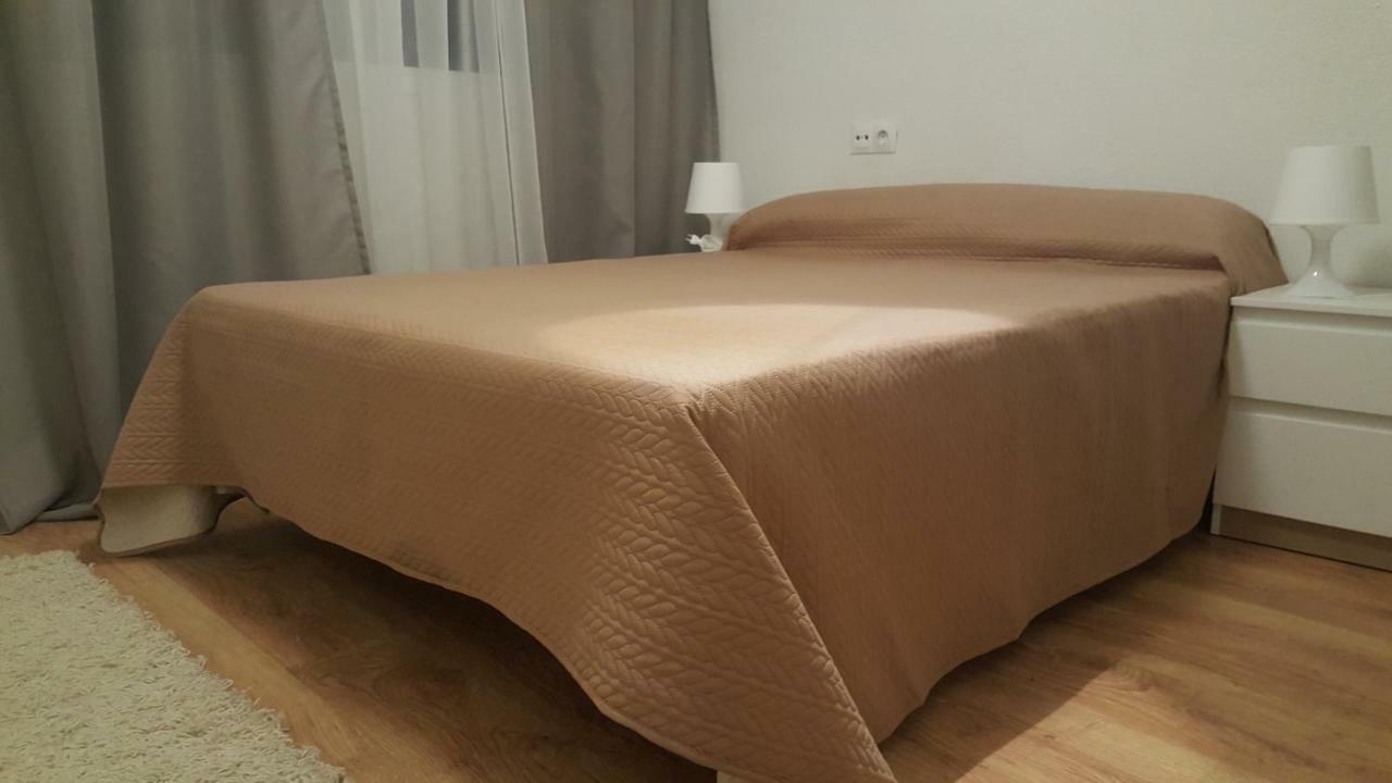 Pension Yna Holiday Малага Экстерьер фото