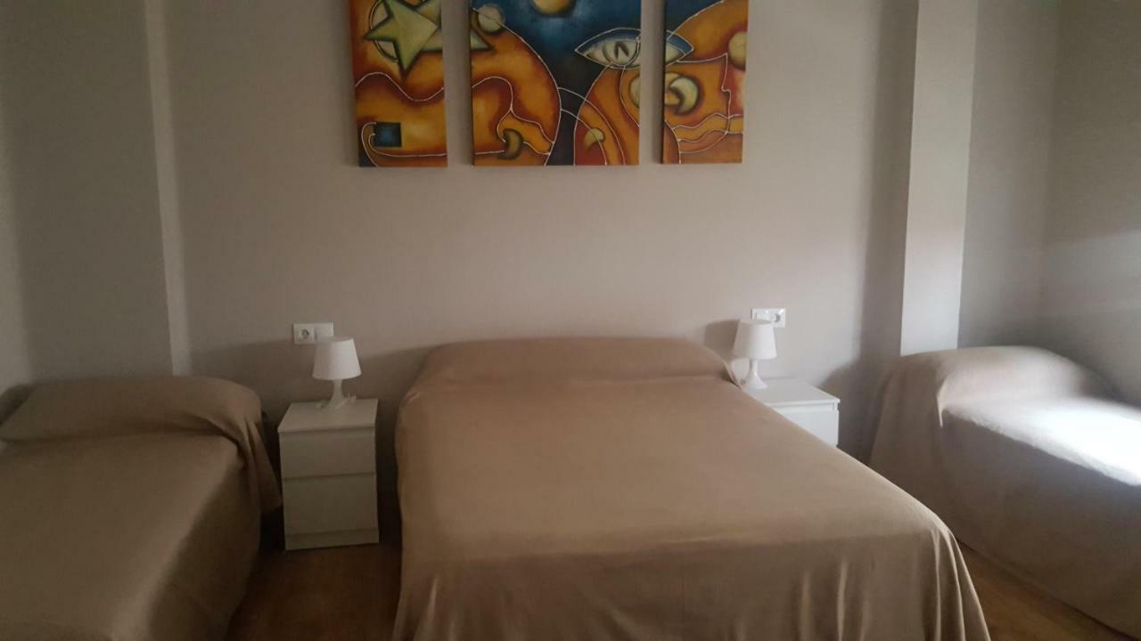 Pension Yna Holiday Малага Экстерьер фото